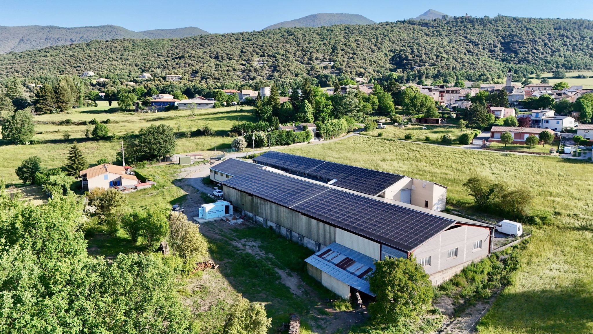 CloudGrid Energy modular datacenter container